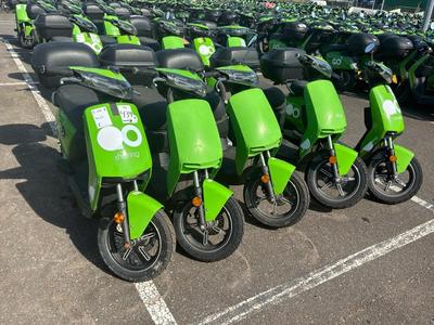 Overzichtsfoto van Super SOCO CUx Partij Elektrische opknap scooters (5x)
